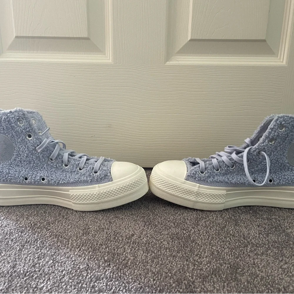 Converse Women's Light Gray Sherpa High-Top Platform Sneakers